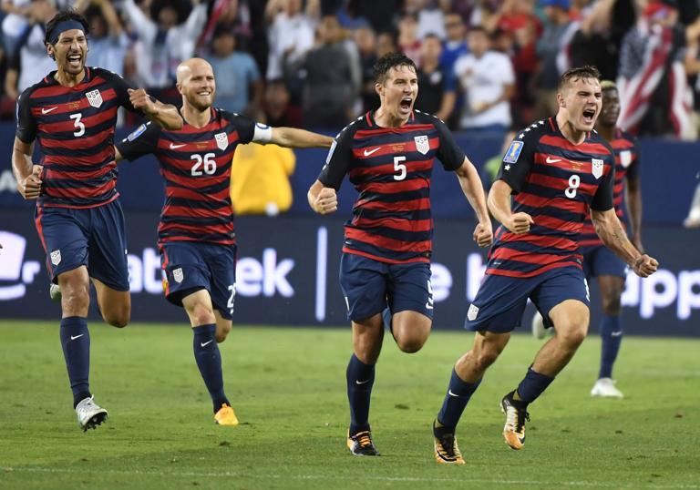 Jordan Morris (R) of the USA celebrates scoring a goal against Jamaica during the final football game of the 2017 CONCACAF Gold Cup at the Levi's Stadium in Santa Clara, California on July 26, 2017. / AFP PHOTO / Mark RALSTON        (Photo credit should read MARK RALSTON/AFP via Getty Images)